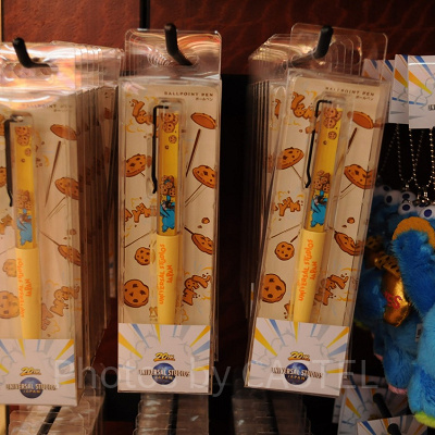 セサミストリートの20周年ボールペン