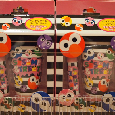 セサミストリートハンドクリーム＆リップクリームセット