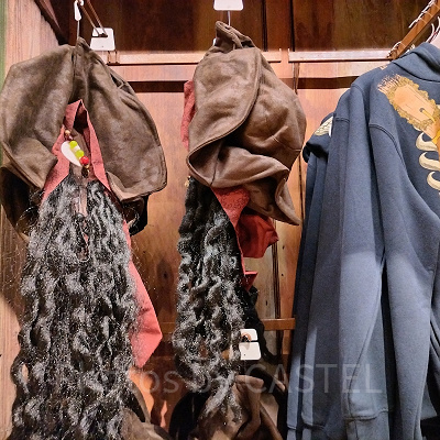 上海ディズニーカリブの海賊グッズ：海賊なりきり帽子＆ウィッグ