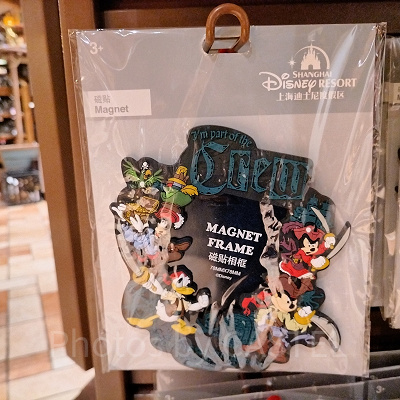 上海ディズニーカリブの海賊グッズ：海賊ミッキー＆フレンズのマグネットフレーム