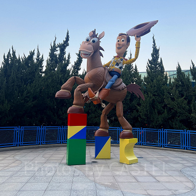 上海ディズニートイストーリーホテル:中庭