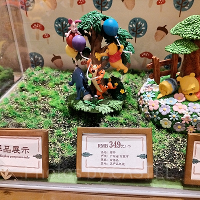 上海ディズニーくまのプーさんグッズ：プー・ピグレット・イーヨー・ティガーのフィギュア
