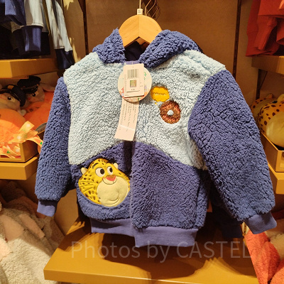 上海ディズニーズートピアグッズ：クロウハウザーのボアパーカー（キッズ）