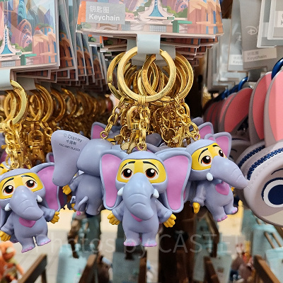 上海ディズニーズートピアグッズ：フィニックの偽装マスコット