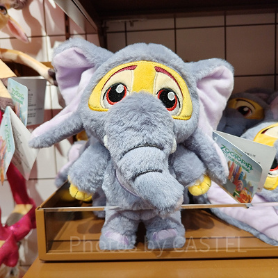 上海ディズニーズートピアグッズ：詐欺師フィニックの偽装マスコット