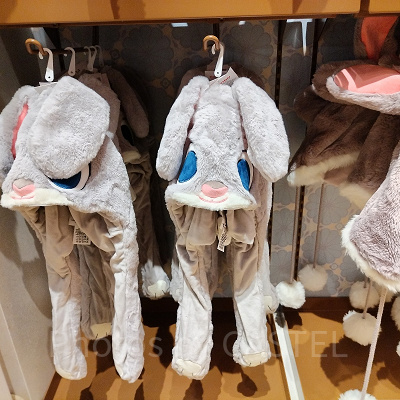 上海ディズニーズートピアグッズ：ジュディのファンキャップマフラー