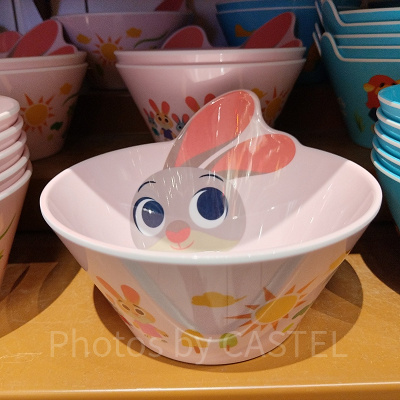 上海ディズニーズートピアグッズ：ジュディのプラスチック皿