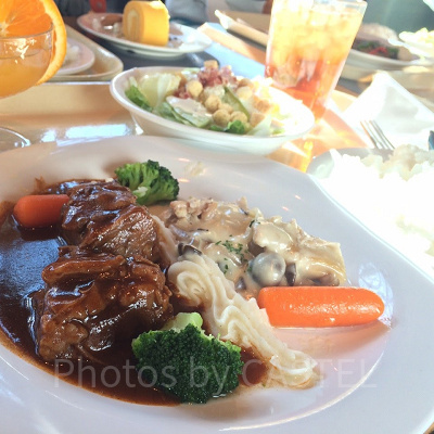 食事はピーク時間をずらす