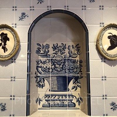 店の店主と常連客のシルエットアート