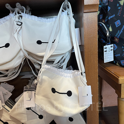 ショルダーバッグ