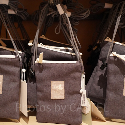 ショルダーバッグ