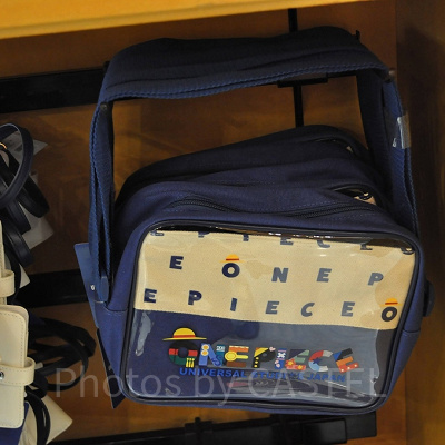 ショルダーバッグ（クリアポケット付き）