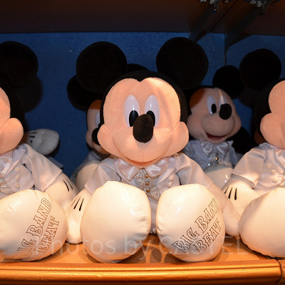 おすわりぬいぐるみ（ミッキー）