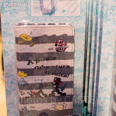 スマートフォンケース（多機種対応）