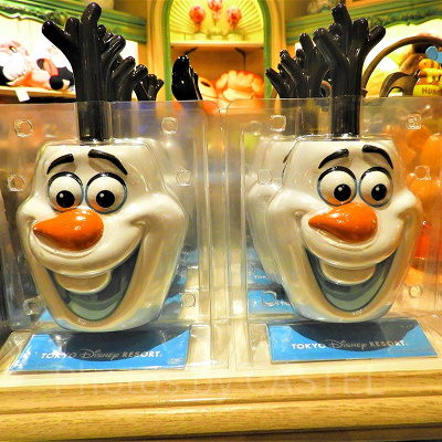 にこやかなオラフのモップ