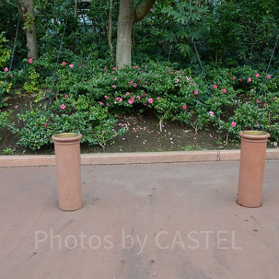 パークエントランスのサウス側の喫煙所