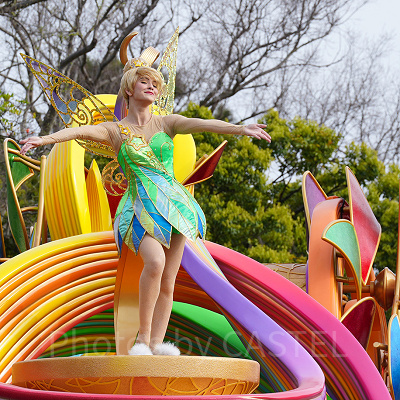 ディズニーランドのスニークの様子