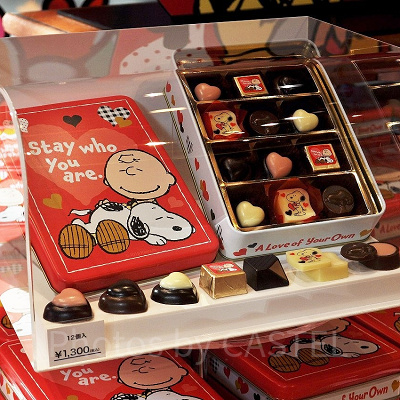 スヌーピー「A Love of Your Own」アソートチョコレート12個入り