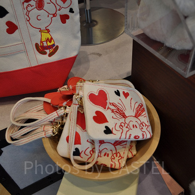 スヌーピー「BIG LOVE FOR YOU」パスケース