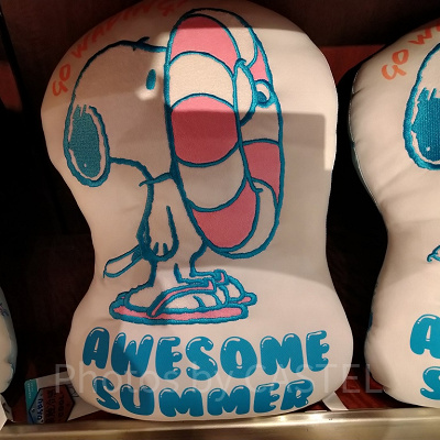 スヌーピーの接触冷感クッション