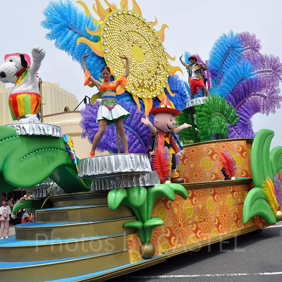 スヌーピーフロート／ウォーターサプライズパレード