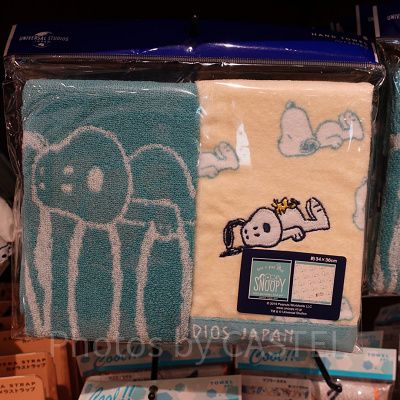 スヌーピーのハンドタオル
