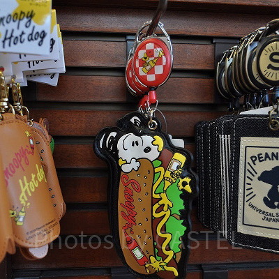 「スヌーピーホットドッグ」グッズ／USJ