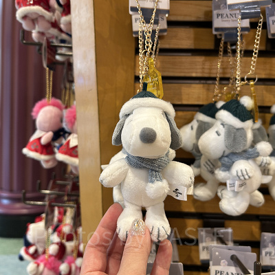 スヌーピーのマスコットキーチェーン(クリスマスグッズ2025)