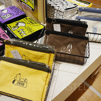 スヌーピーミュージアムグッズ/フラットポーチ