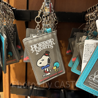 スヌーピーリール付きパスケース