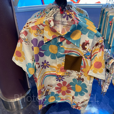 スヌーピーの半袖シャツ