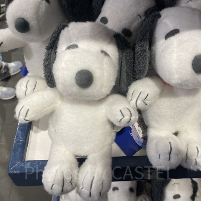 スヌーピーのぬいぐるみ(グレー)