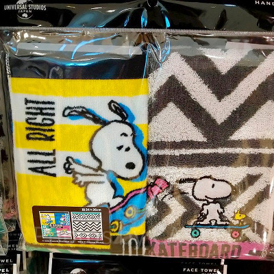 スヌーピーの夏グッズ「JOE SKATEBOARD」ハンドタオル