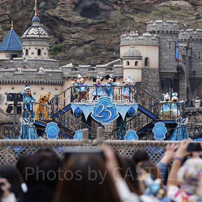 ミッキー広場から見たスパークリング・ジュビリー・セレブレーション