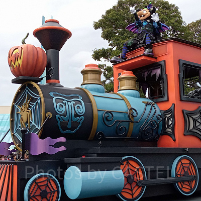 スプーキー“Boo!”パレード