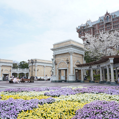 タワー・オブ・テラー前の広場