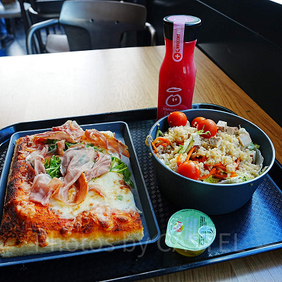 スターク・ファクトリーのメニュー