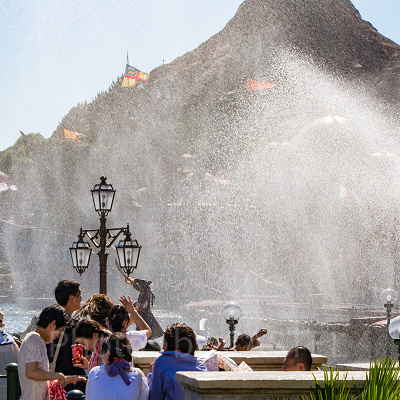 リドアイル内の放水の様子