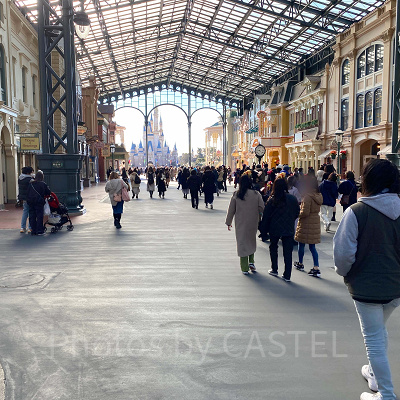 ワールドバザールの様子（9時30分ごろ）