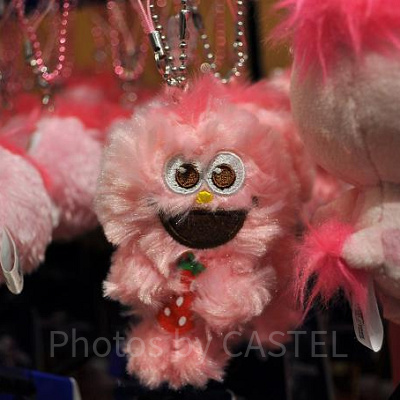 イチゴともふもふモッピーのぬいぐるみキーチェーン