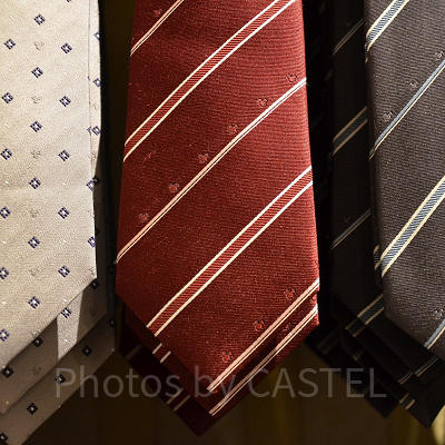 ストライプ（赤）