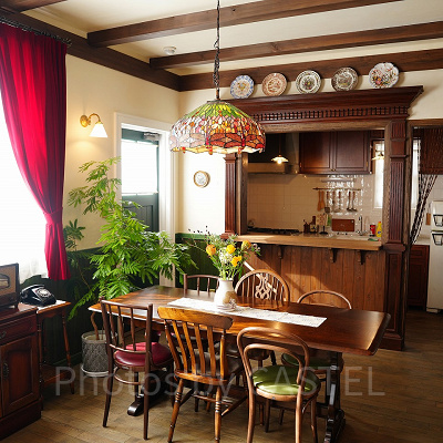 展示物の間が狭いためベビーカーはNG！