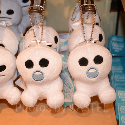 ぬいぐるみバッジ（びっくりスノーギース）