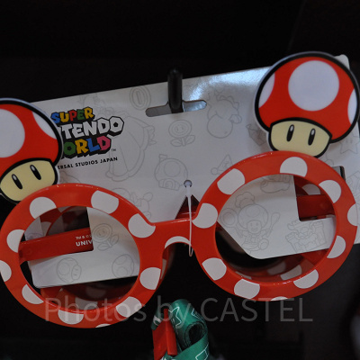 スーパーキノコの伊達メガネ