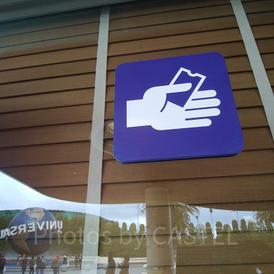 USJのシンボル「ユニバーサル・グローブ」