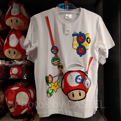 ポケット付きTシャツ