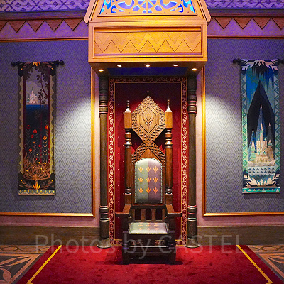 大広間エリアにある玉座