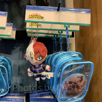 轟のプラッシュケース&バッジセット（USJ×ヒロアカグッズ）