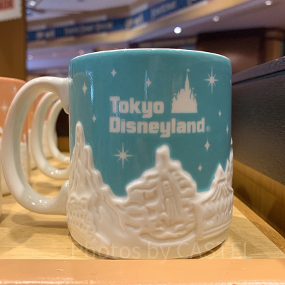 東京ディズニーランドデザインのマグカップ