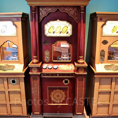 東京ディズニーランドのスーベニアメダルの場所と柄の種類